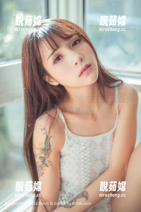 波萝社-柳侑绮 波萝社 - 在大海里,柳侑绮的在线清新少女合集