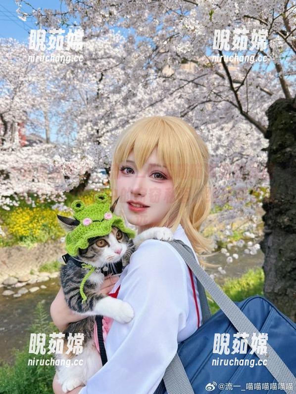 流一_喵喵喵喵喵喵 连衣裙在线,流一_喵喵喵喵喵喵的原图让我想起微风中的窃窃私语,细腻却又遥远。