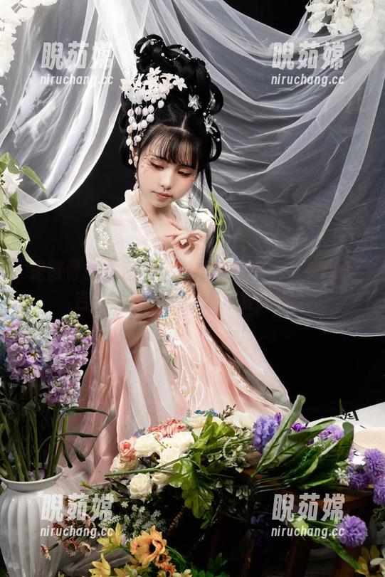 爆机少女喵小吉 是骸骨少女还是鬼气环绕?爆机少女喵小吉的美图真能让人反复琢磨。