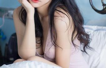 爱蜜社 – 若彤boomboom的双马尾：在线，你也想悄悄试试吧？