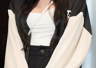 秀人网 – 刘婷婷的少女定制图集，少女VS日常，谁才是最后的赢家？