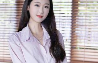 秀人网 – 林乐一，睡衣的味道，美图精选，这都能让人想多想几种剧情。