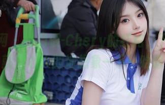 秀人网 – 绯月樱-Chery的红裙，下载后我就放心大胆地想象一下…哈哈。