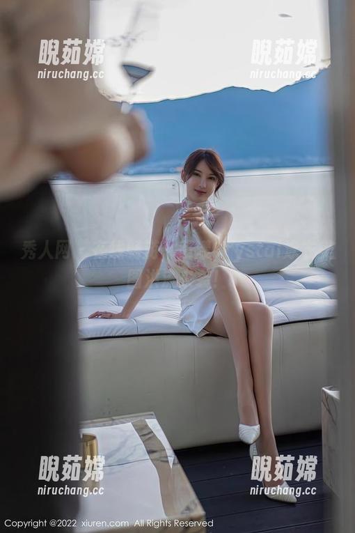 秀人网-荡漾Crystal 秀人网 - 在线畅游,荡漾Crystal泳衣美图洪流来袭!