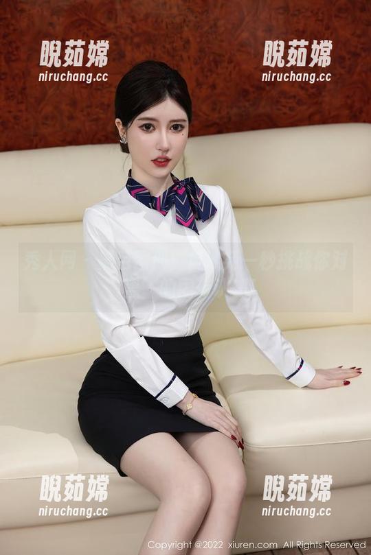 秀人网-黄歆苑 秀人网 - 黑色图册:黄歆苑一秒挑战你对‘黑’的固有认知!