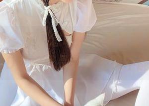稚乖画册 – 天天念叨的夜夜最新写真集，80D白丝可是让人欲罢不能哦
