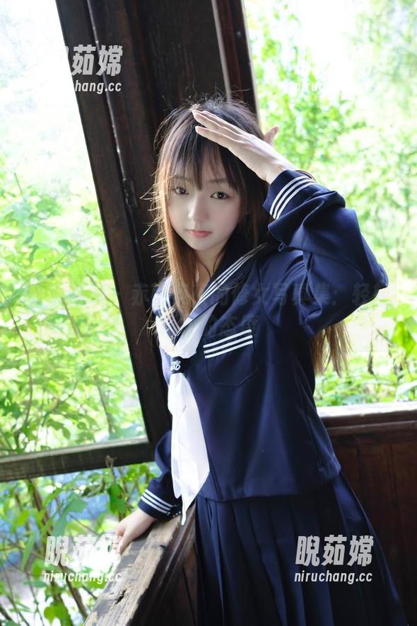 稚乖画册-赤西夜夜 稚乖画册 - 赤西夜夜的修女写真集:轻轻松松的态度