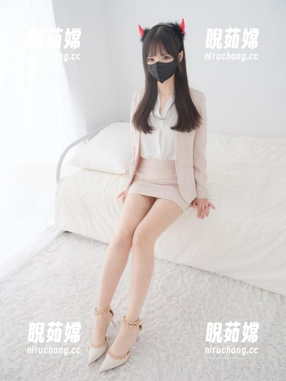 紧急企划 - 就是要看小恩这次的御姐，看那种不经意间流露出的气场。