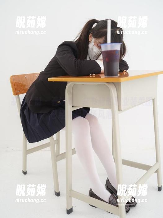 紧急企划-林书辞 紧急企划 - 看这里,林书辞的职业装美图:已经掀起职场风潮!