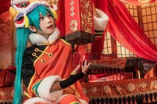 高清壁纸届的绝妙搭档！绮太郎kitaro和凑阿库娅，谁说动画和现实不能融合？