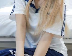绮梦摄影 – 无修无水印？Aubrey的写真图包让你见识什么叫真实