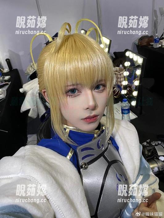 腥味猫罐 随意翻翻腥味猫罐的灰丝精选,竟然让我目不转睛!