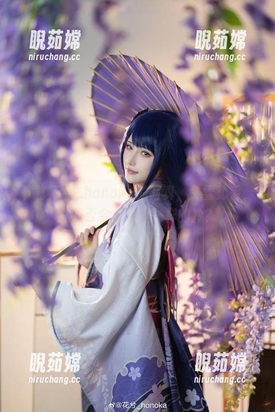 花兮_honoka 下载花兮_honoka的写真,冬雪沁香,你是否会发现不一样的冷?