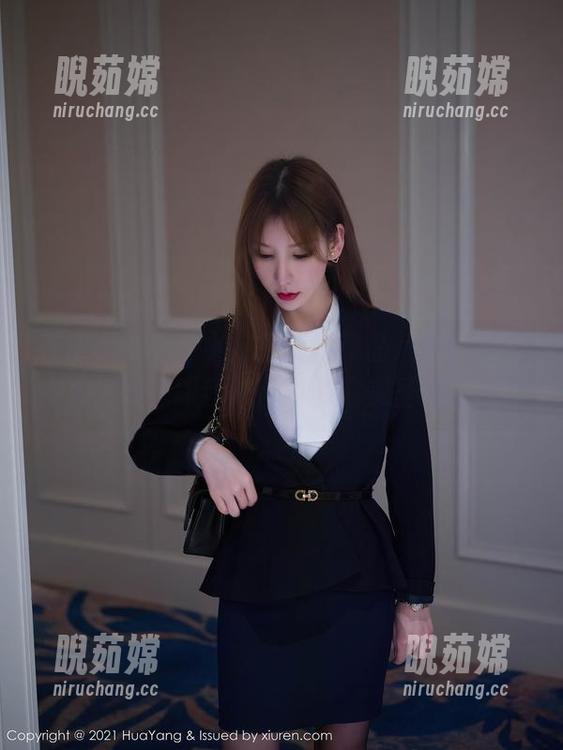 花漾show - 小尤奈圣诞作品，色彩搭配得真绝妙，跟我心目中的完美圣诞梦一样