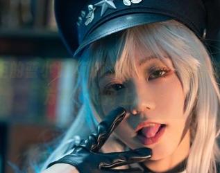 无法抗拒的蓝小沂KiKi私拍合集，让你在“明日方舟”的舟上摇摆！