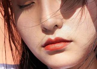 蜜桃社 – 琉璃lily的新一波美腿更新，原图等你品味！