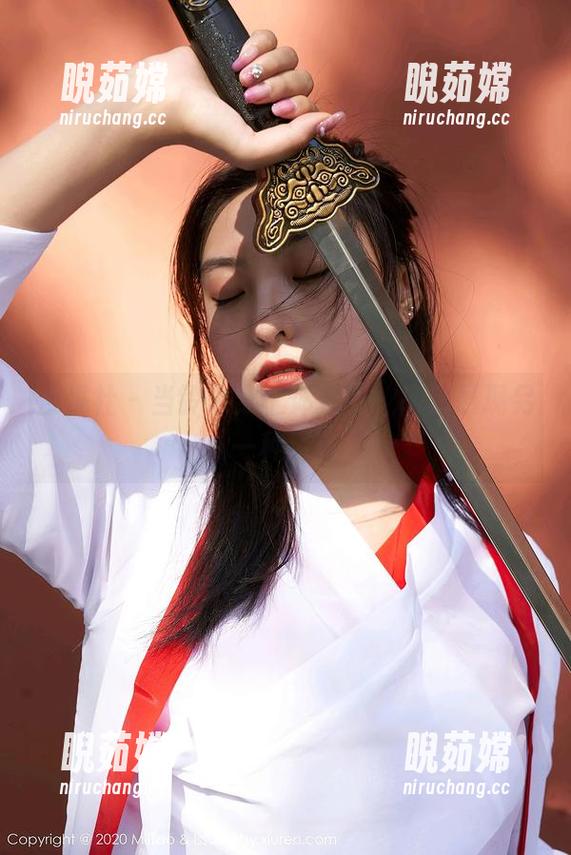 蜜桃社-铃木 蜜桃社 - 当铃木穿上体操服,高清展现另一种清新