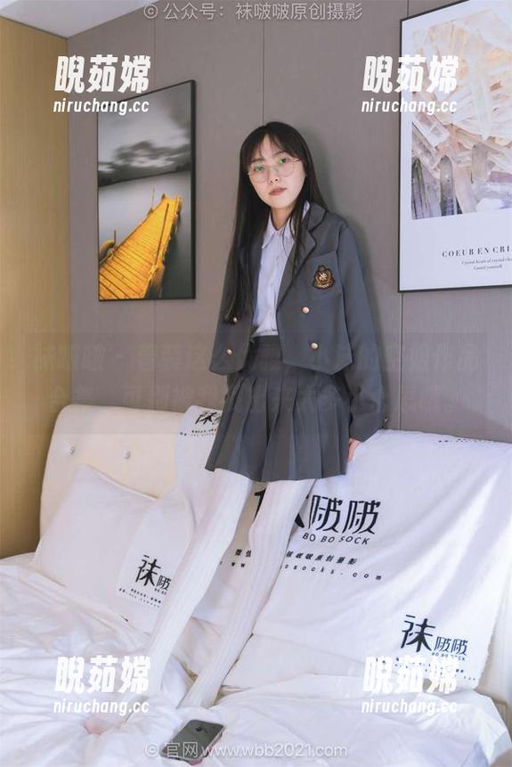 袜啵啵-小沫 袜啵啵 - 着装这么优雅,小沫的空姐作品合集,可别被我戳出来太多小心思哦。