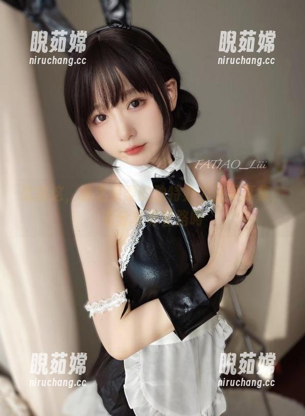 迷之呆梨 就在这,迷之呆梨的独特办公室写真集,有分享有套路呵