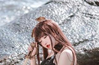 露背毛衣+阿薰kaOri=免费套图，无需编辑，只求你的纯粹直视！