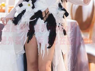 制服私房照里的雅祈masaki，你以为她只是外表？实际上已在暗流涌动。