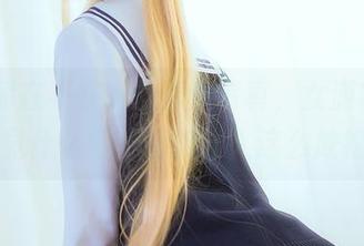 鬼畜瑶在不在w的精选写真，女游客C，究竟什么旅行还能让人这么放松？